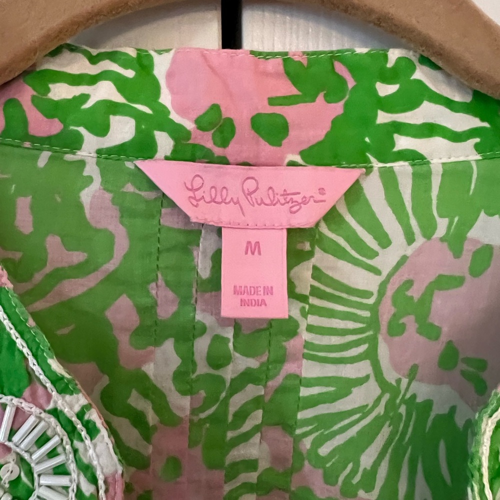 Lilly Pulitzer Green and Pink Sunnyside Lion Print Beaded Tunic NWOT Size M - Picture 3 of 8